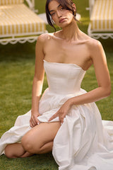 Elegant Strapless Corset Back Zipper Pleated Midi Dresses-White