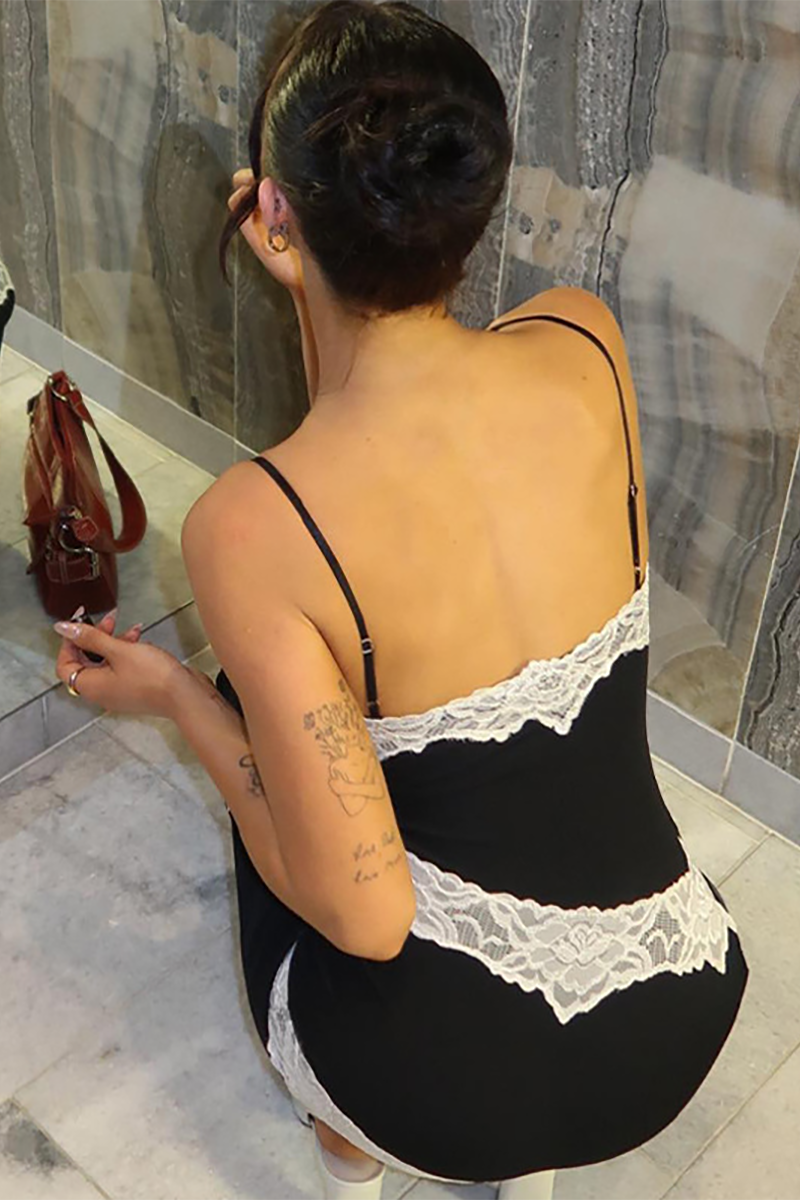 Lace Patchwork Deep V Neck Slim Fit Maxi Strappy Dresses-Black